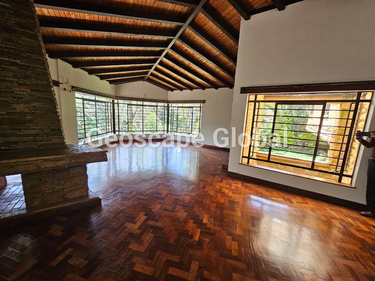5 Bed House with En Suite in Kitisuru - 11