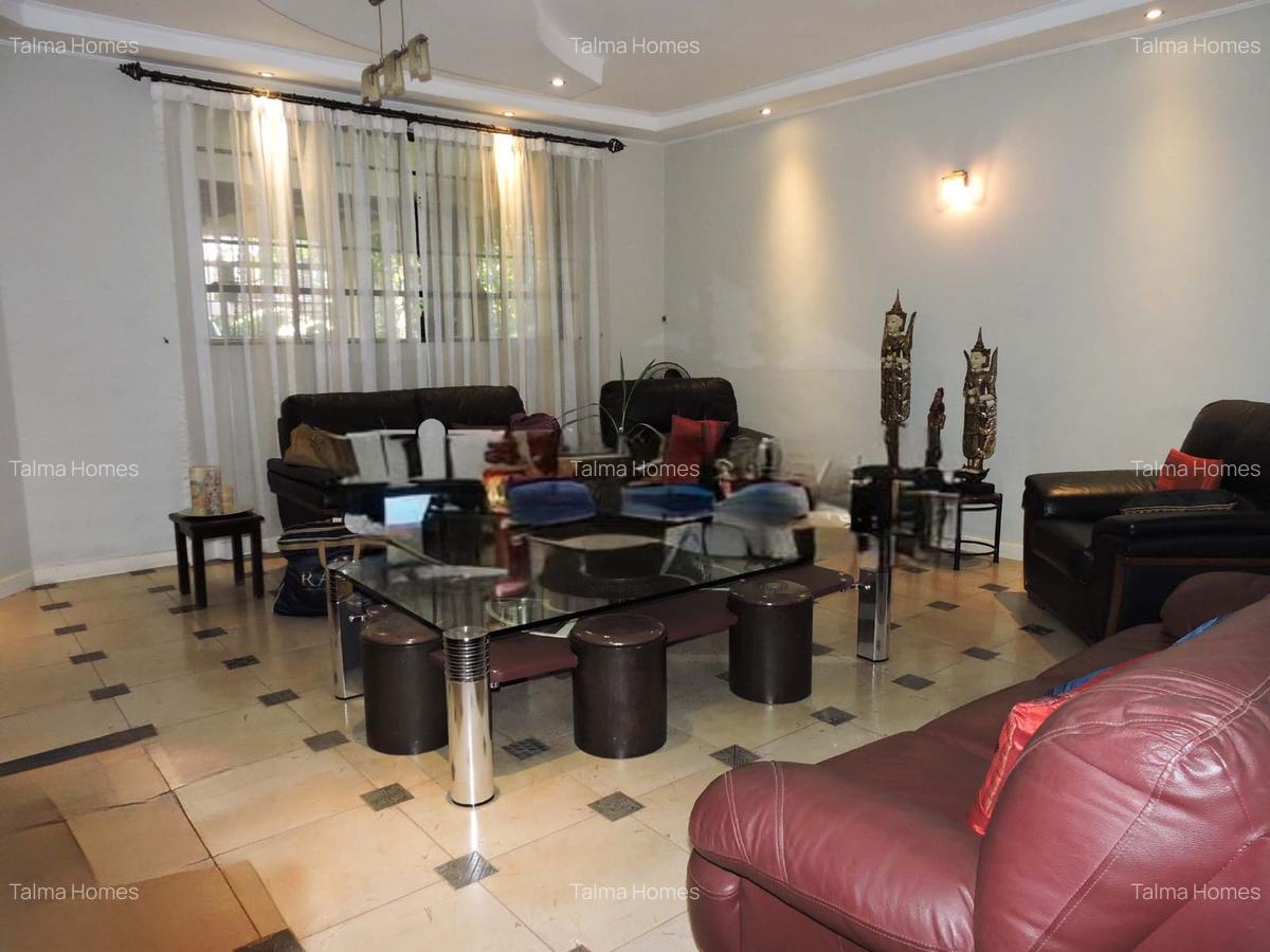 4 Bed Townhouse with En Suite at Off Peponi Road - 9