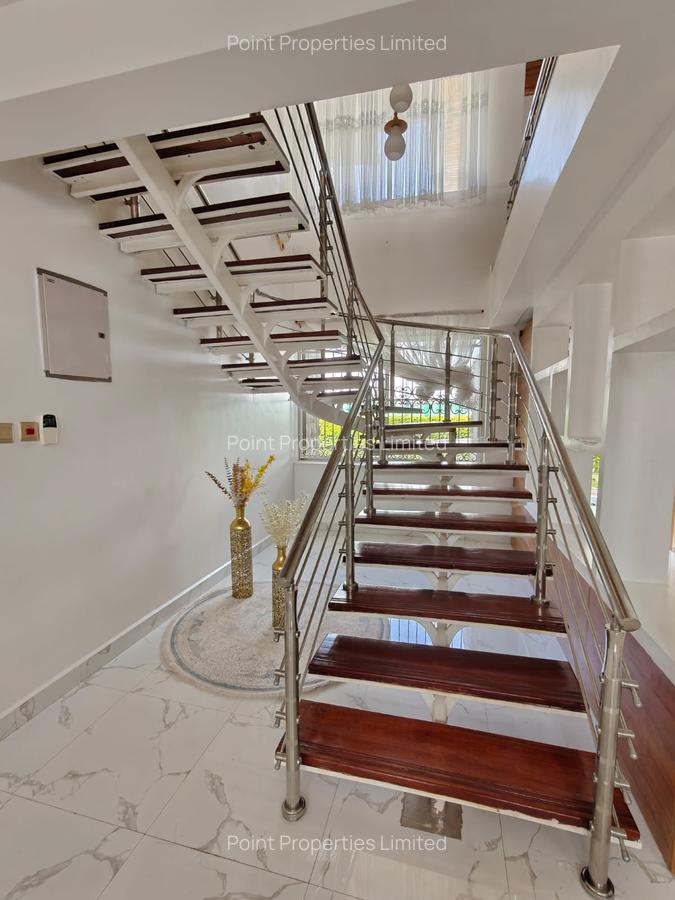 6 Bed Villa with En Suite in Karen - 8