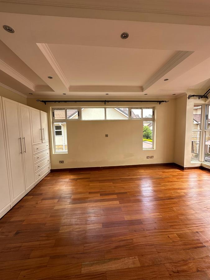 5 Bed Townhouse with En Suite at Owashika Road - 14