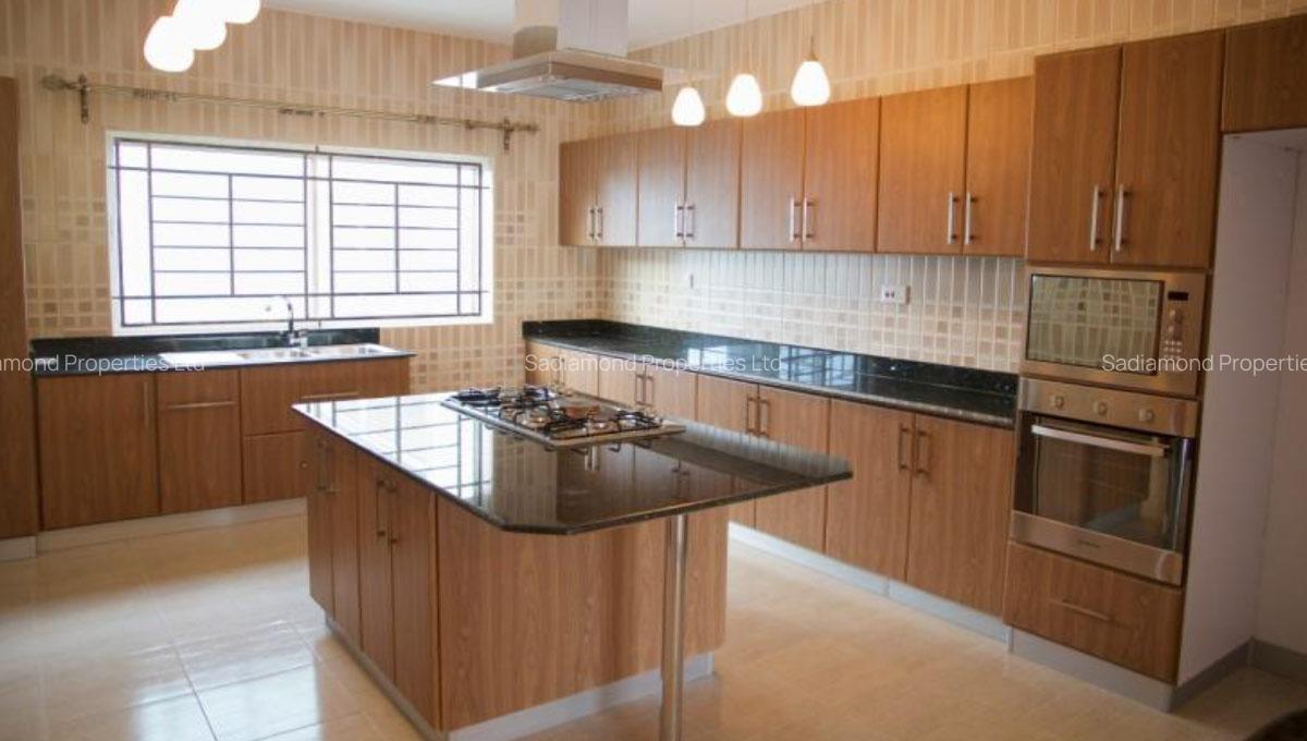 3 Bed Apartment with En Suite in Rhapta Road - 1
