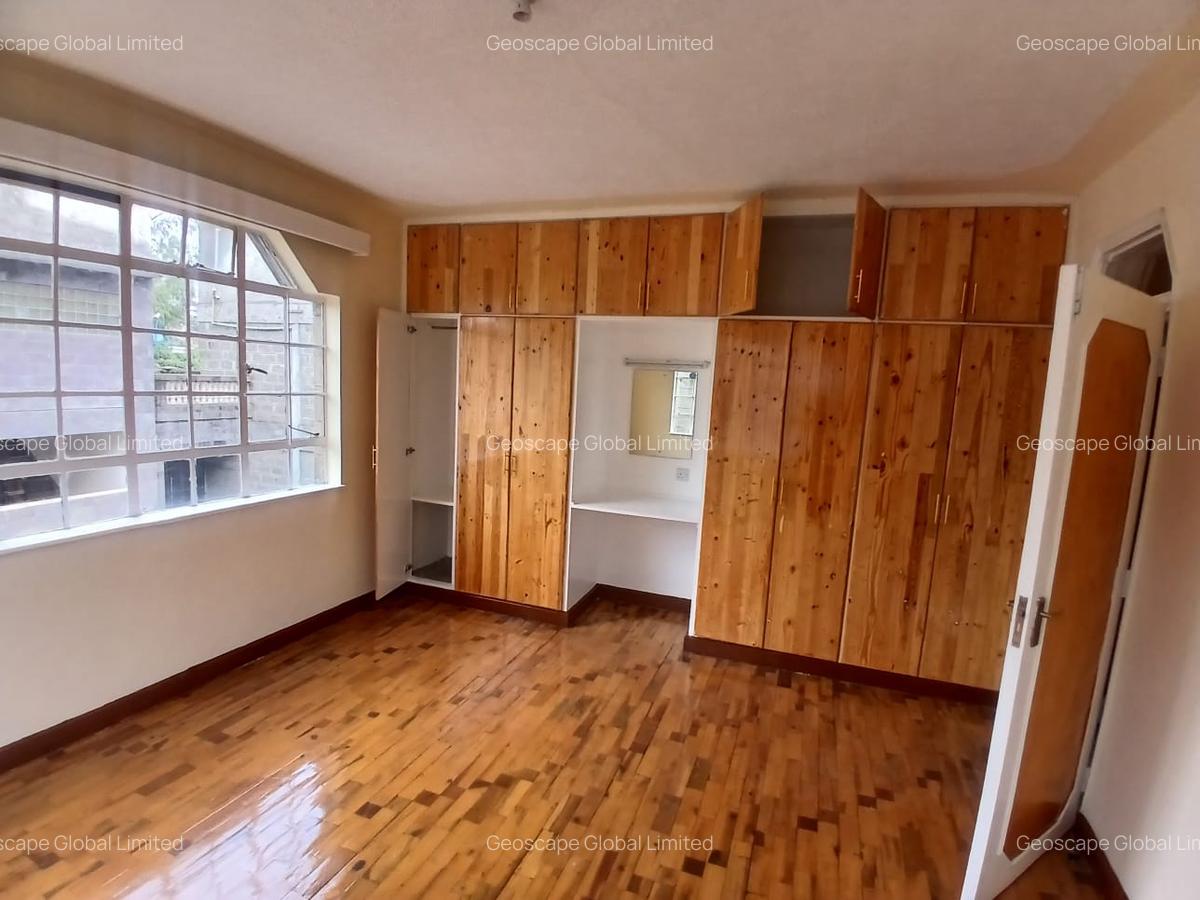 4 Bed House with En Suite in Kileleshwa - 3