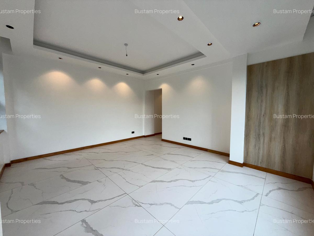 5 Bed Apartment with En Suite in Spring Valley - 9