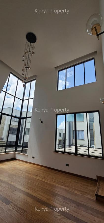 5 Bed Villa with En Suite in Lavington - 20