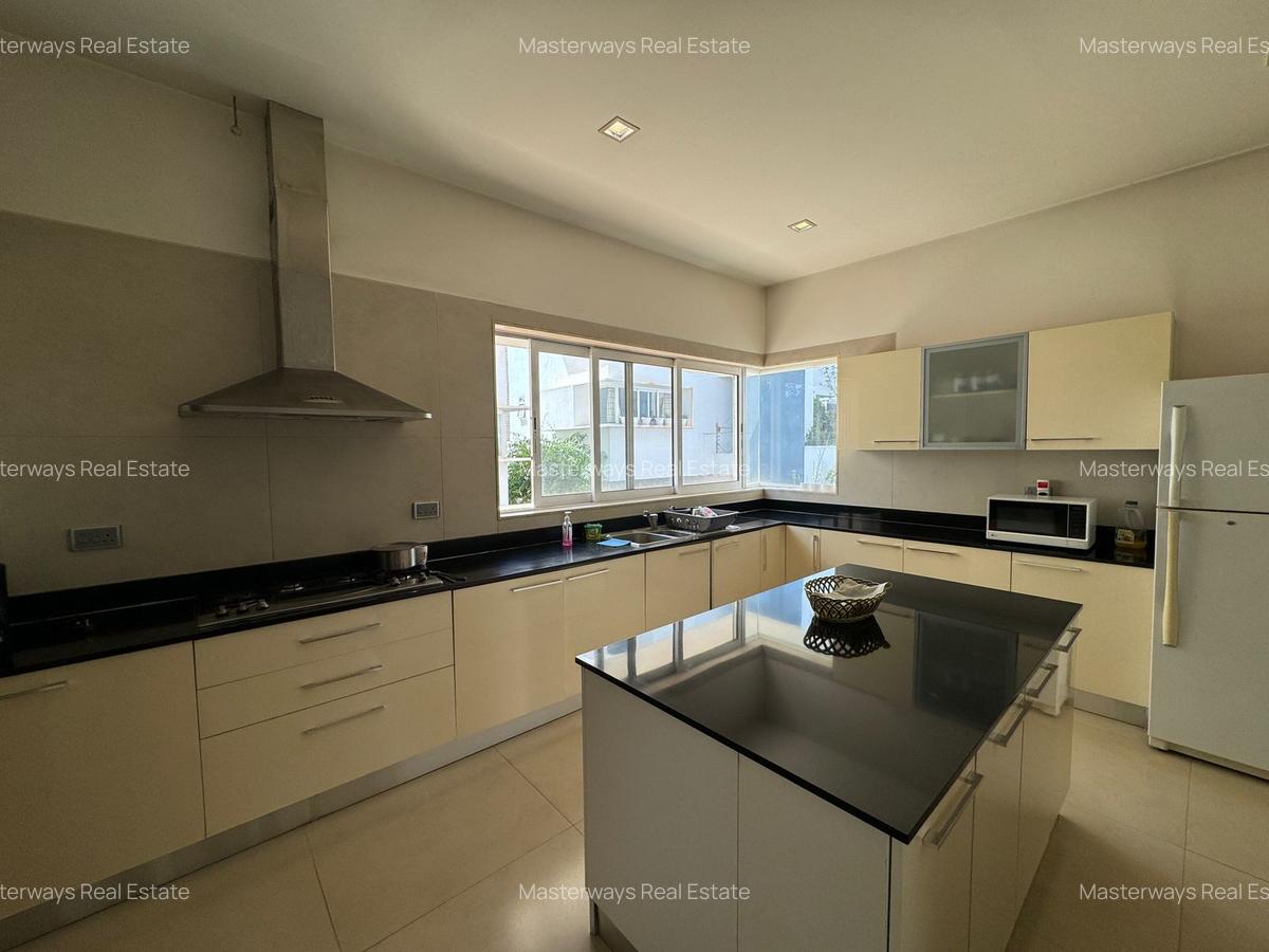 5 Bed Villa with En Suite at Peponi Road - 3