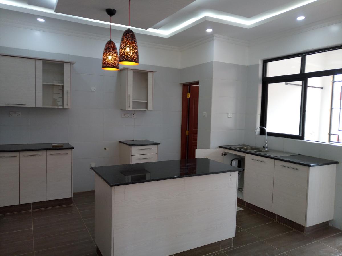 3 Bed Apartment with En Suite at Kilimani - 6