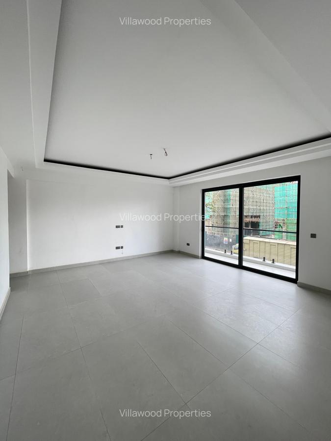 Furnished 2 Bed Apartment with En Suite in Brookside - 2