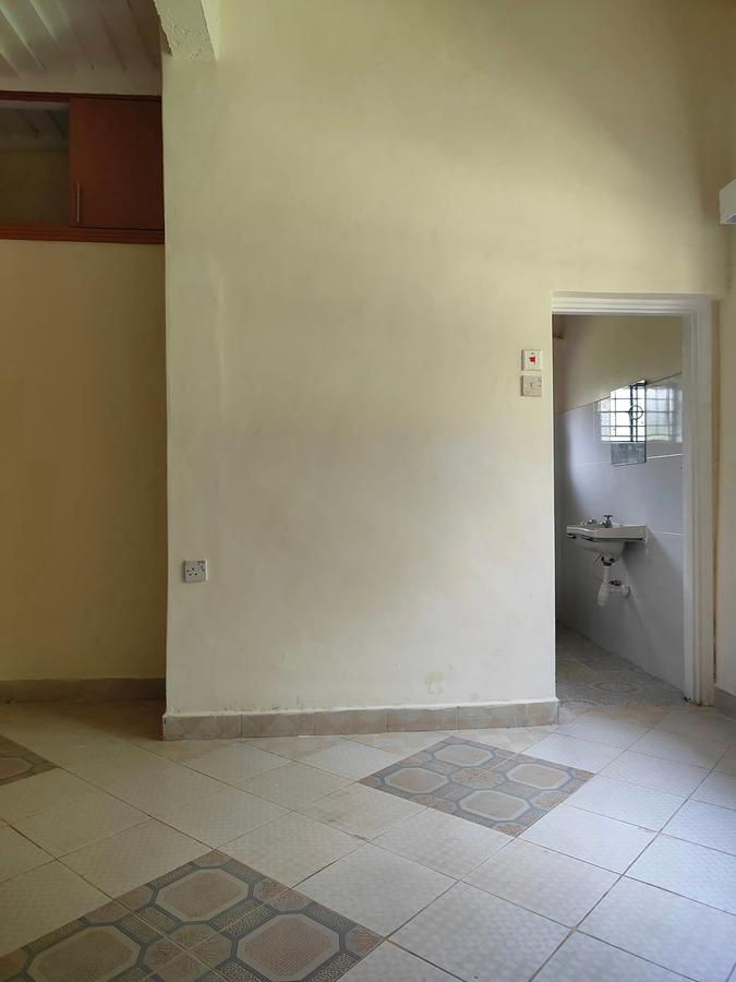 3 Bed House with En Suite in Karen - 8