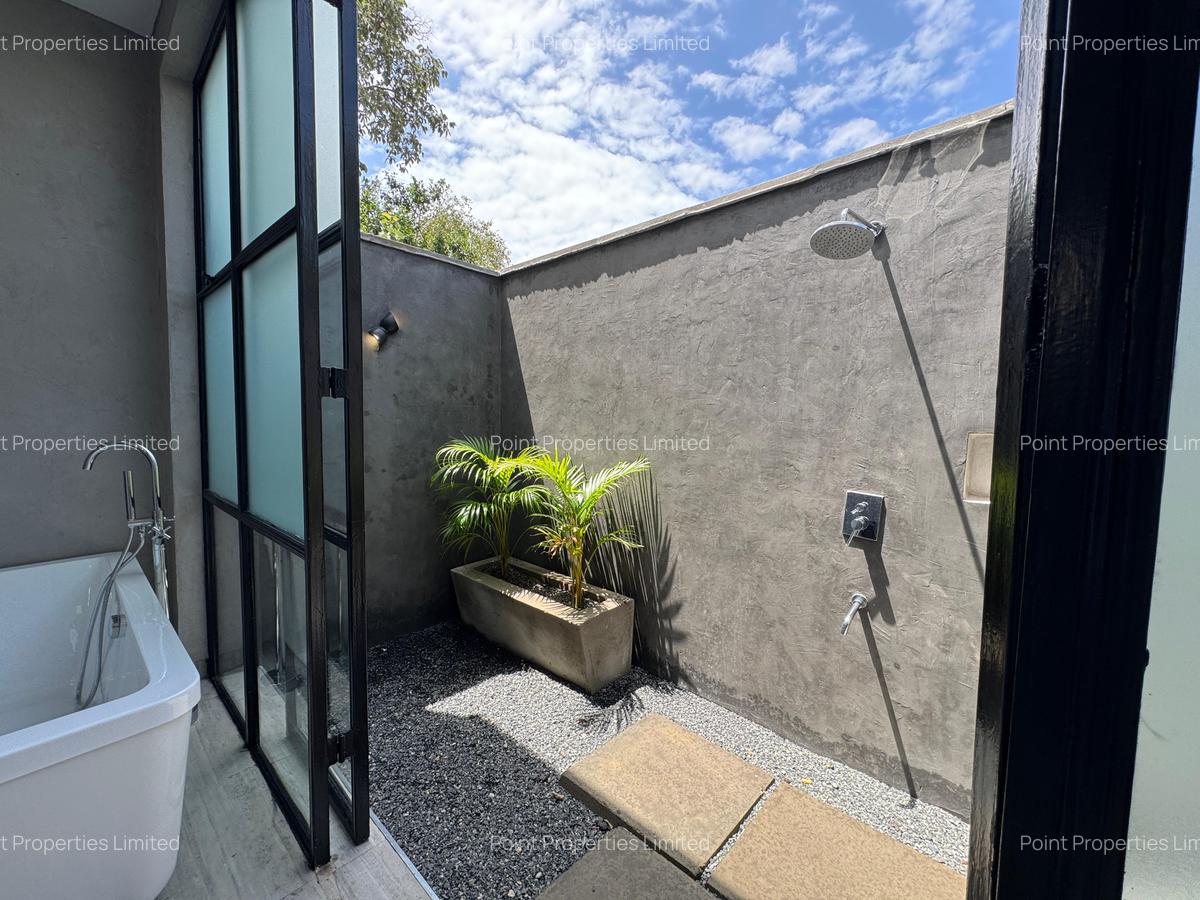 3 Bed House with En Suite in Karen - 11