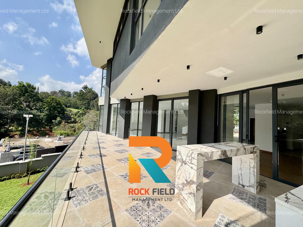 5 Bed Townhouse with En Suite at Off Redhill Road - 18