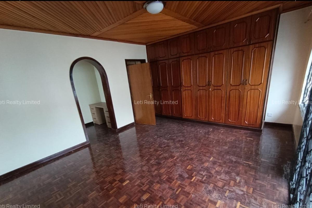 5 Bed Townhouse with En Suite in Kilimani - 7