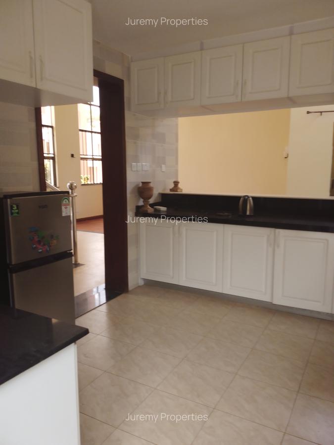 5 Bed Townhouse with En Suite in Lavington - 5