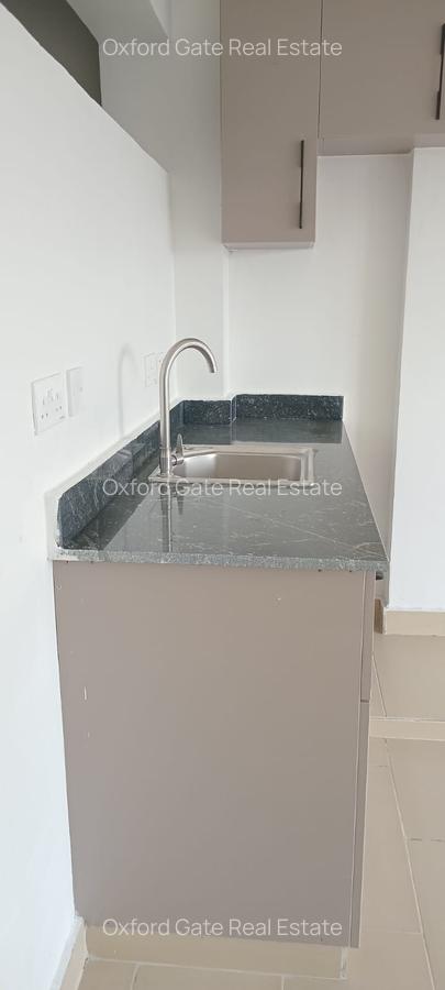 1 Bed Apartment with En Suite at Kirawa Road - 8