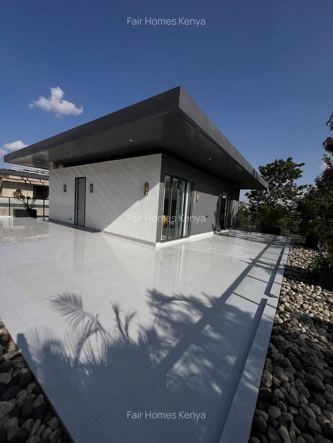 5 Bed Townhouse with En Suite at Lavington Green - 15