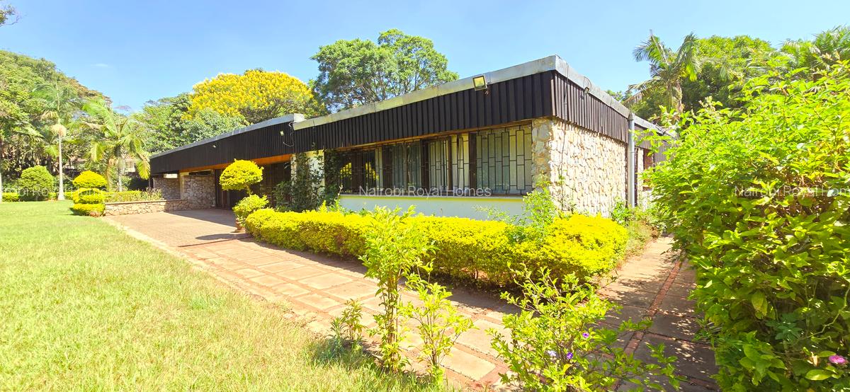 6 Bed House with En Suite at Muthaiga Road - 1