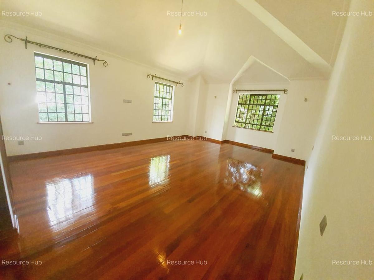 4 Bed Townhouse with En Suite at Peponi Road - 19