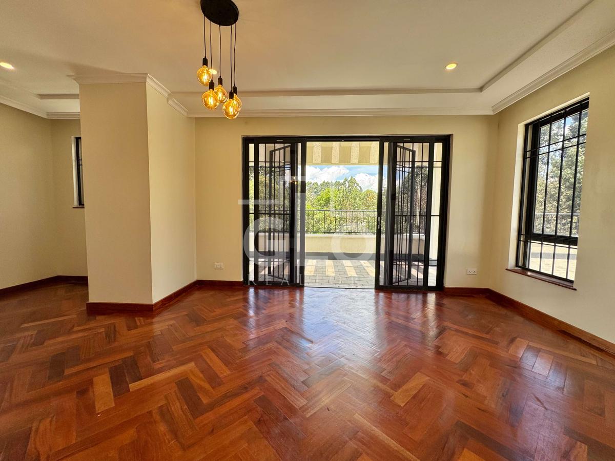 6 Bed Villa with En Suite in Loresho - 14