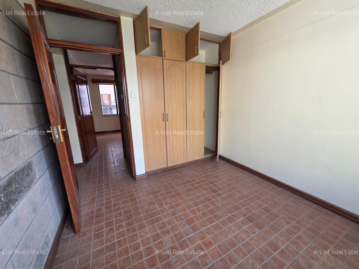 1 Bed Apartment with En Suite at Wood Avenue - 16