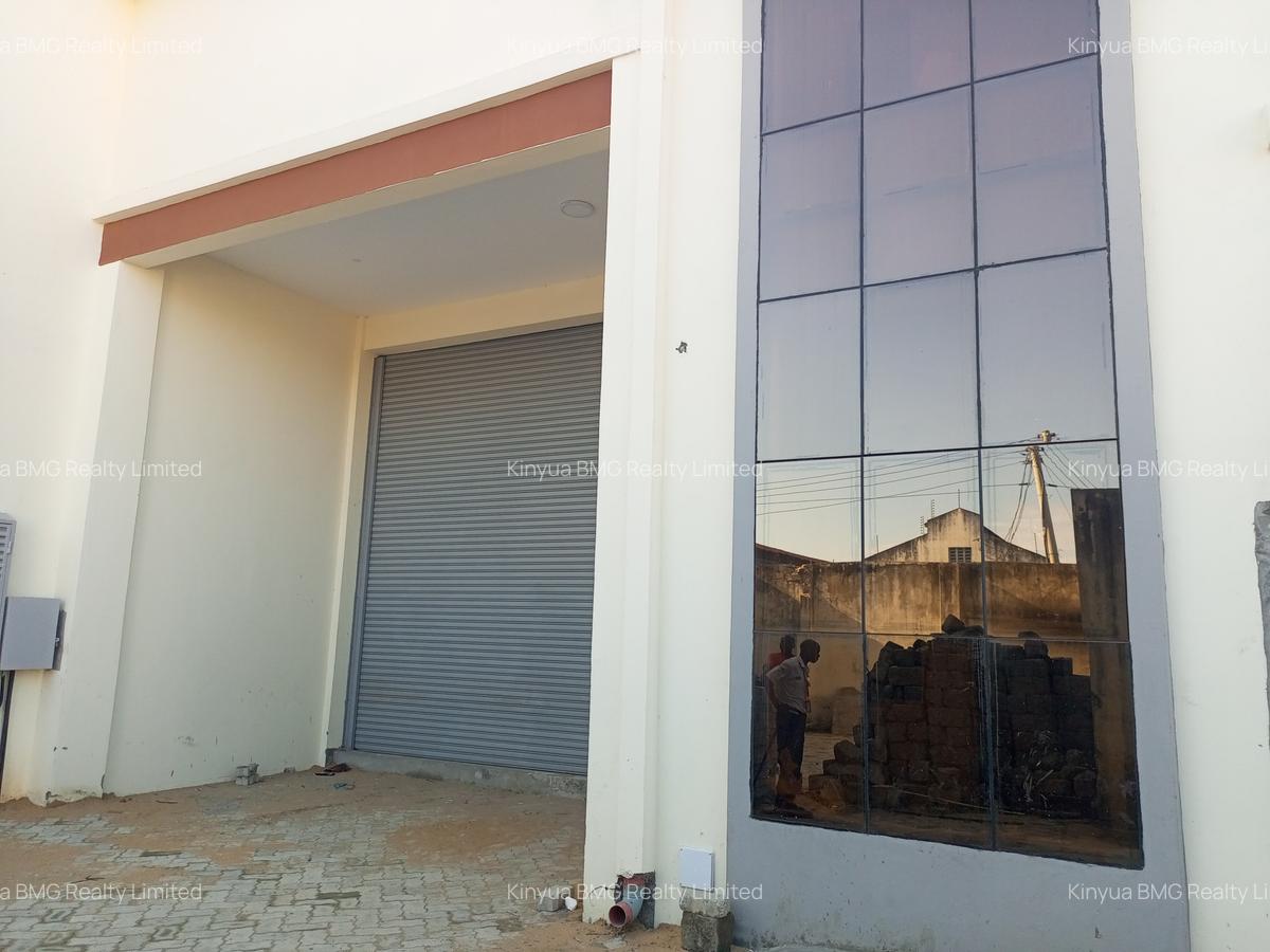 8,000 ft² Warehouse with Backup Generator in Mombasa Island - 7