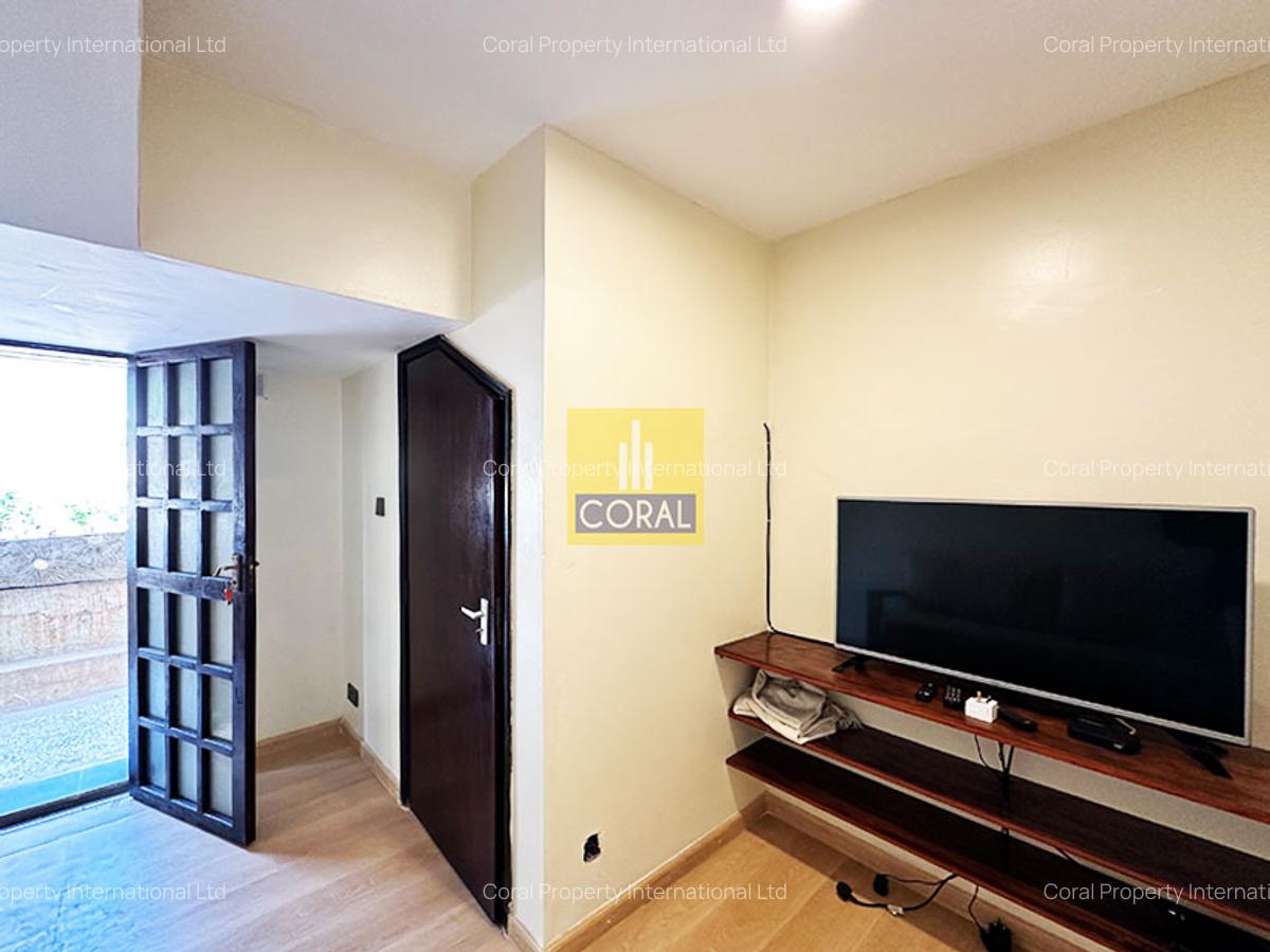 1 Bed Townhouse in Parklands - 6