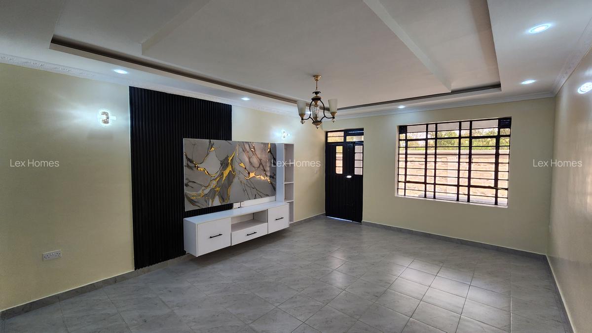 4 Bed House with En Suite at Rimpa Road - 3