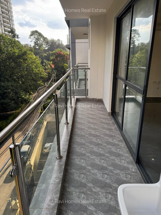 2 Bed Apartment with En Suite at Riverside Drive - 8