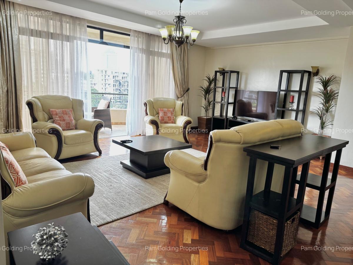 Furnished 3 Bed Apartment with En Suite in Riverside - 2