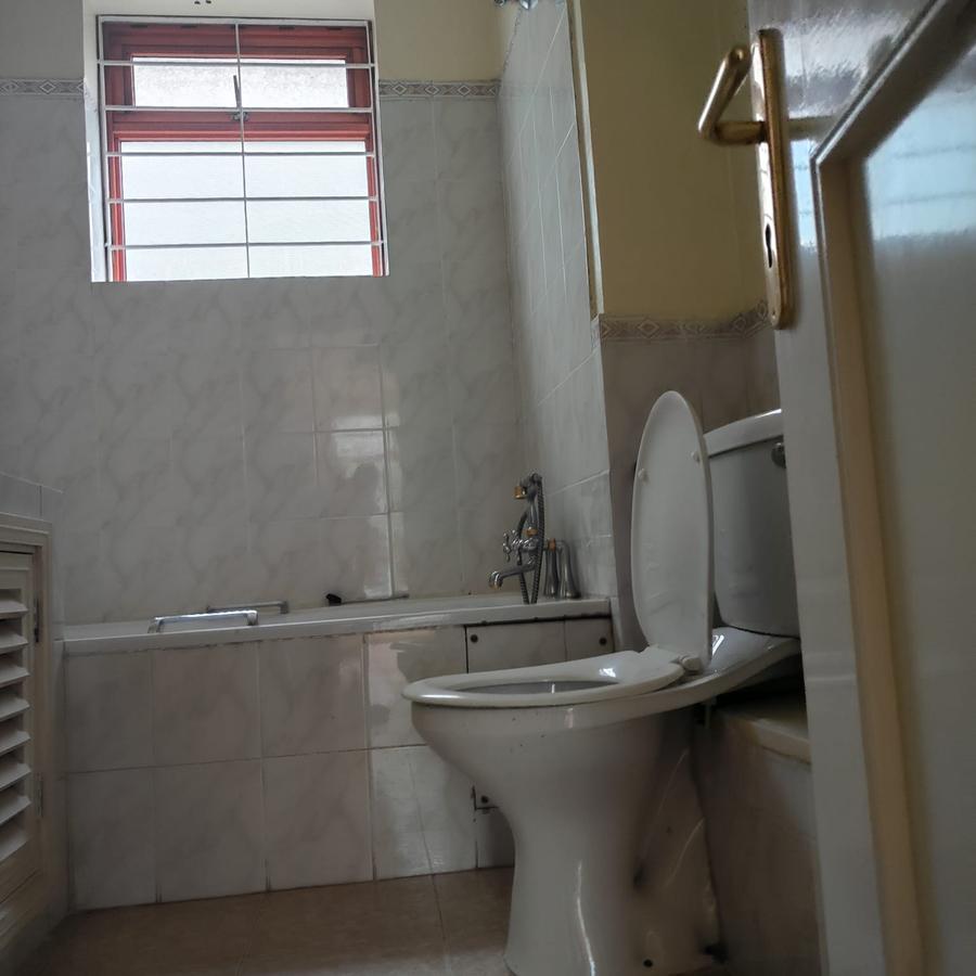 Serviced 3 Bed Apartment with En Suite at Arboretum Drive - 17