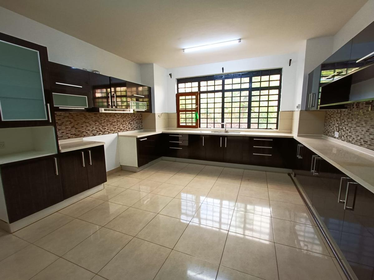 4 Bed House with En Suite in Kiambu Road - 13