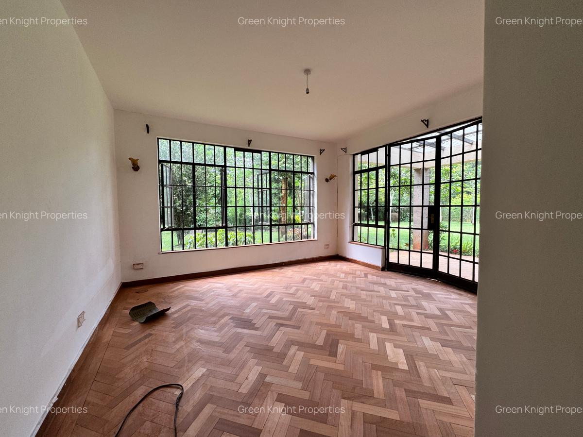 4 Bed House with En Suite in Karen - 5