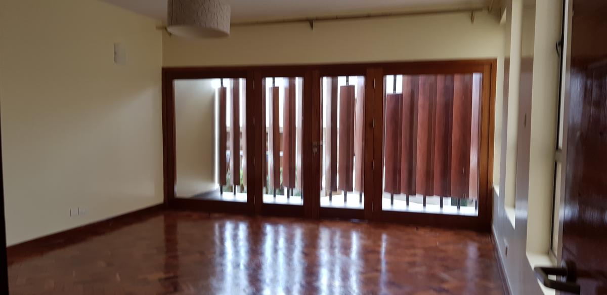 6 Bed Townhouse with En Suite at Muthangari Drive - 19