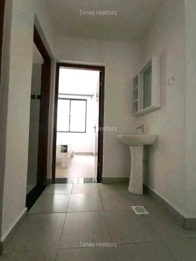 3 Bed Apartment with En Suite in Kitengela - 13