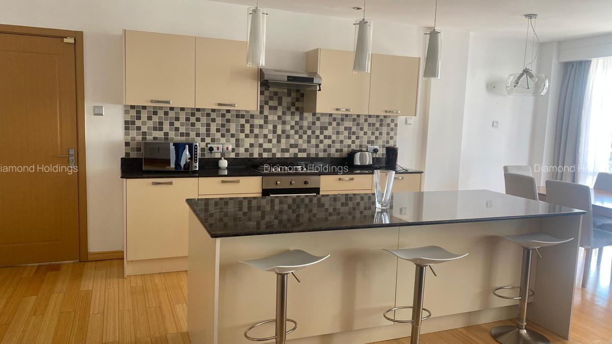 Serviced 2 Bed Apartment with En Suite at Brookside - 1