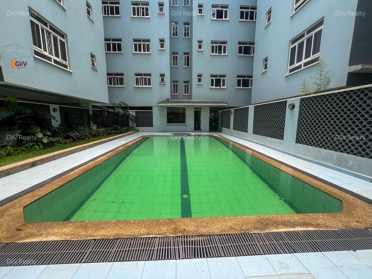 3 Bed Villa with En Suite in Westlands Area - 14