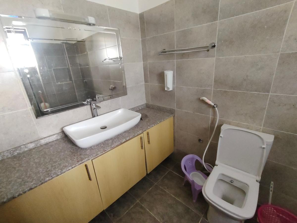 Serviced 3 Bed Apartment with En Suite in Kilimani - 7