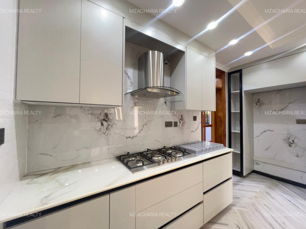 5 Bed Townhouse with Staff Quarters in Runda - 6