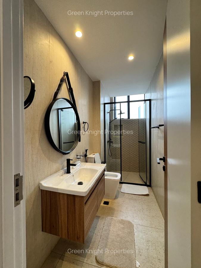 Serviced 2 Bed Apartment with En Suite in Westlands Area - 15