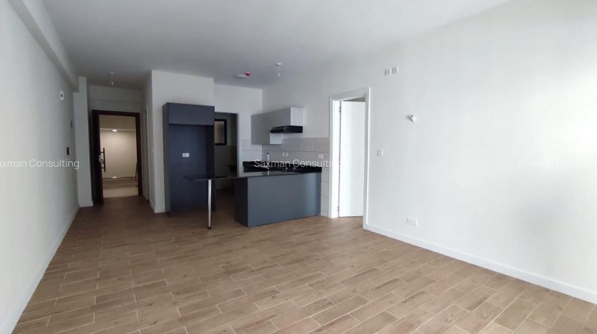 1 Bed Apartment with En Suite in Lavington - 13