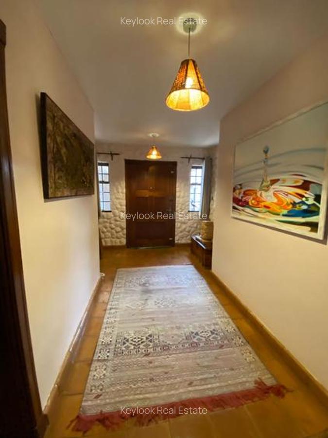 4 Bed Townhouse with En Suite at Peponi Road - 11