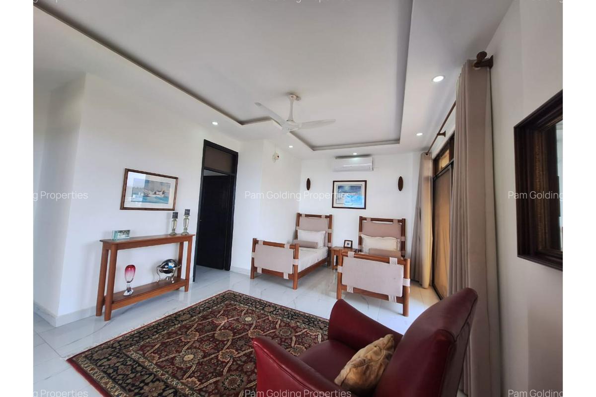 4 Bed Apartment with En Suite in Nyali Area - 9
