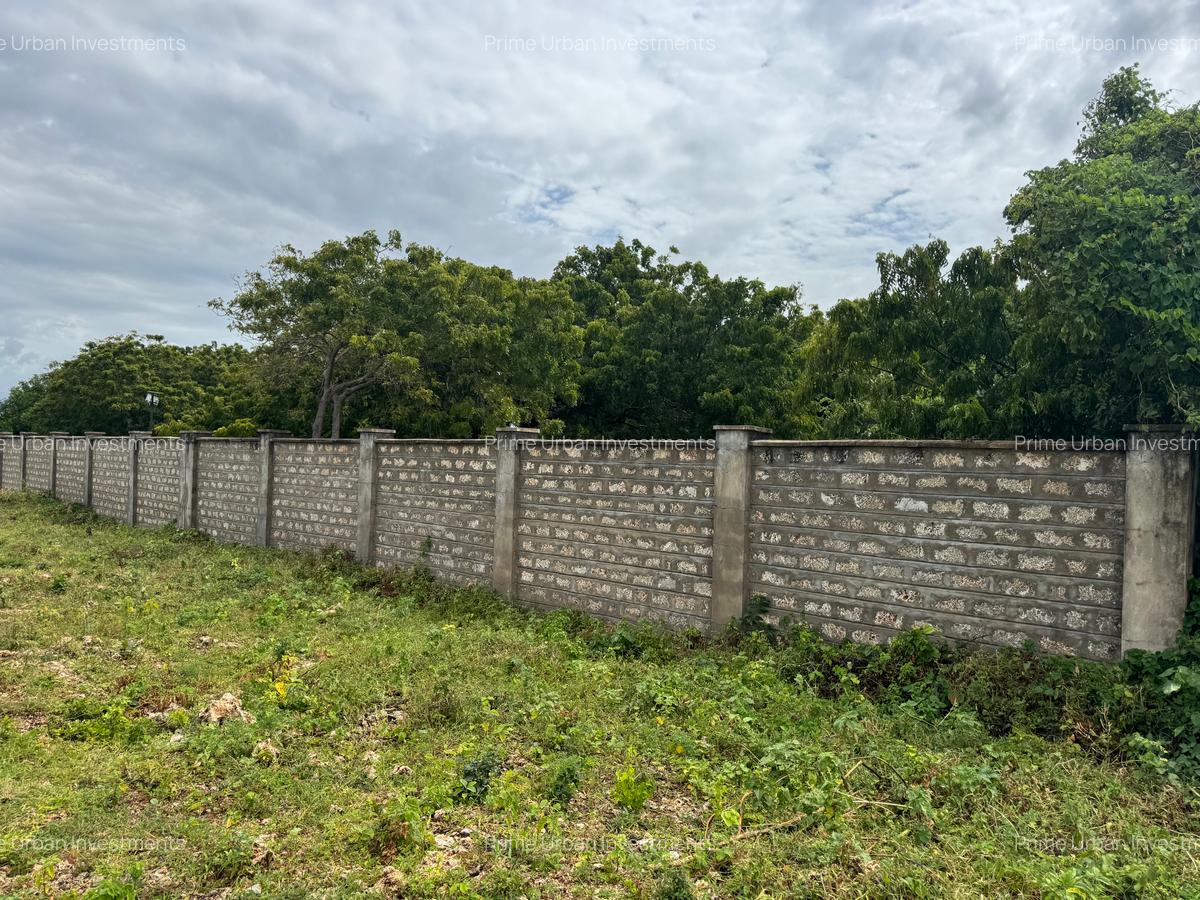 10 ac Land in Vipingo - 10