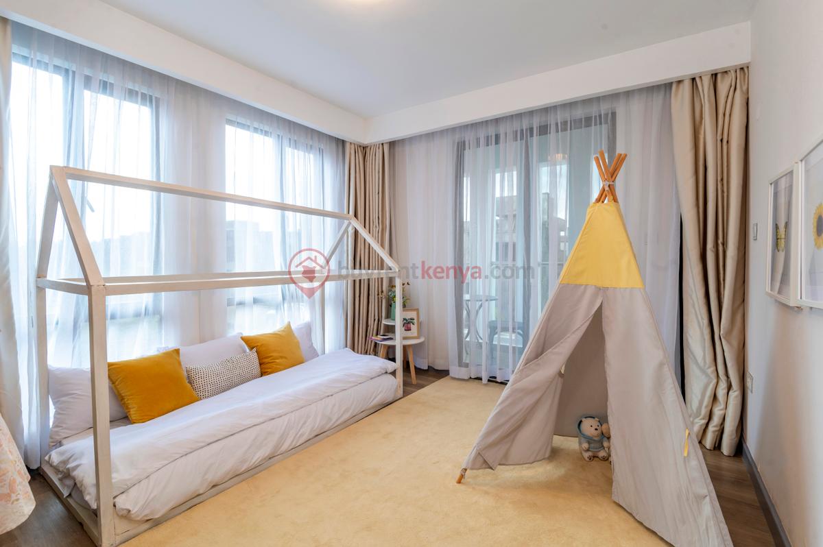 4 Bed Townhouse with En Suite at Brookview - 17