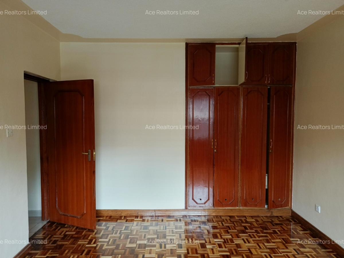 3 Bed Apartment with En Suite at Westlands Avenue - 8