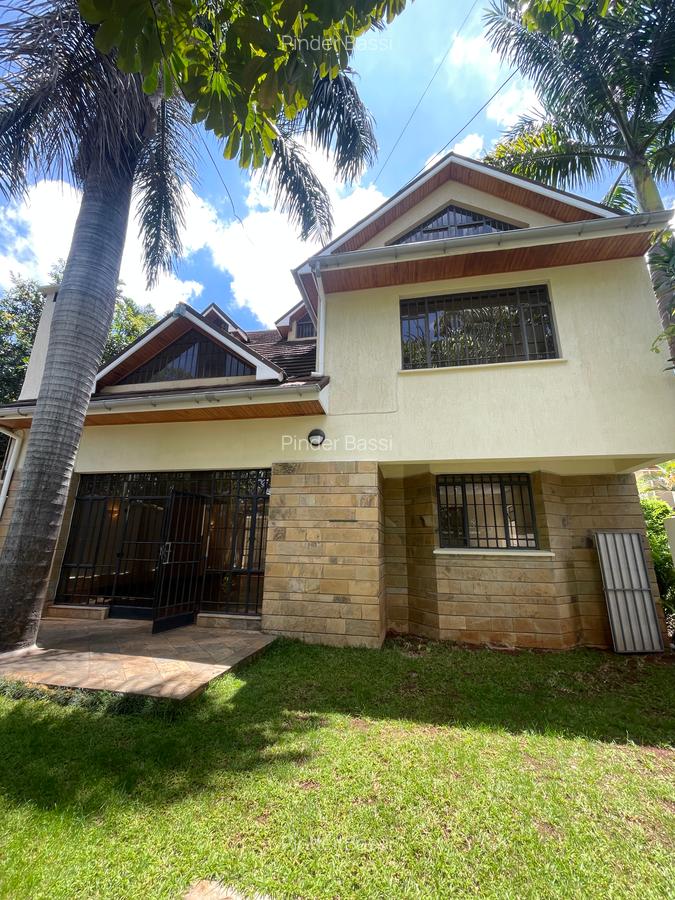 5 Bed Townhouse with En Suite in Lavington - 15