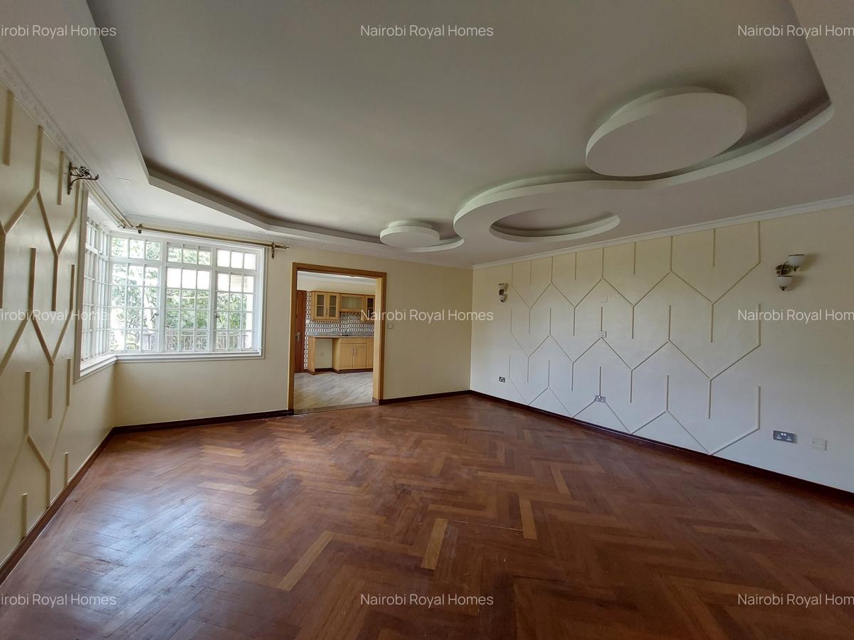 10 Bed House with En Suite at Runda Road - 12