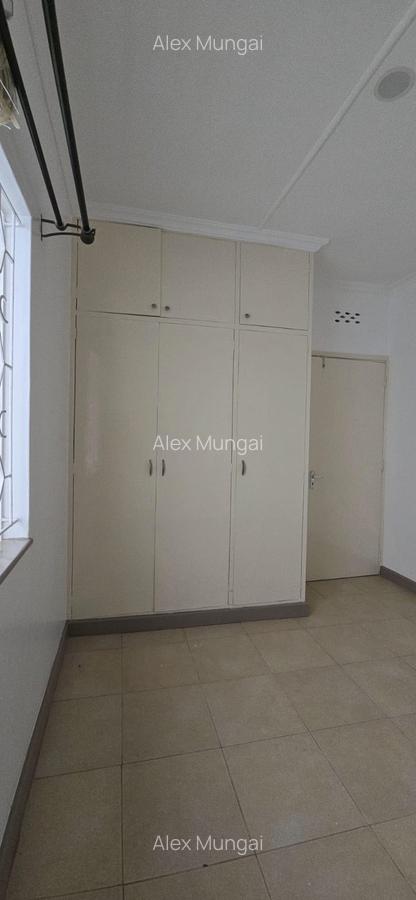 2 Bed Apartment with Parking at Ole Shapara Road - 8