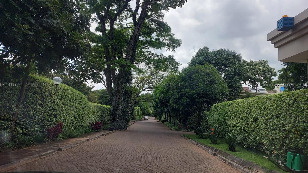 5 Bed Villa with En Suite in Karen - 8