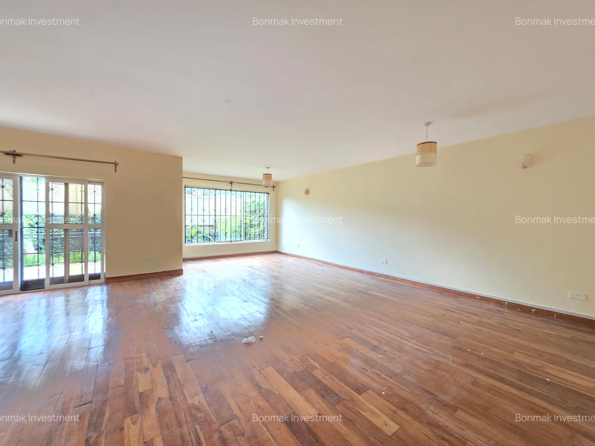 4 Bed Townhouse with En Suite at Kyuna - 19