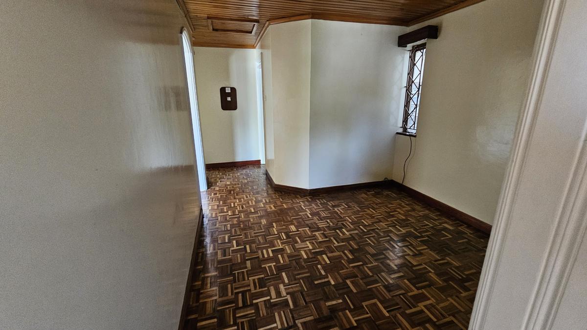 4 Bed Townhouse with En Suite in Kileleshwa - 15