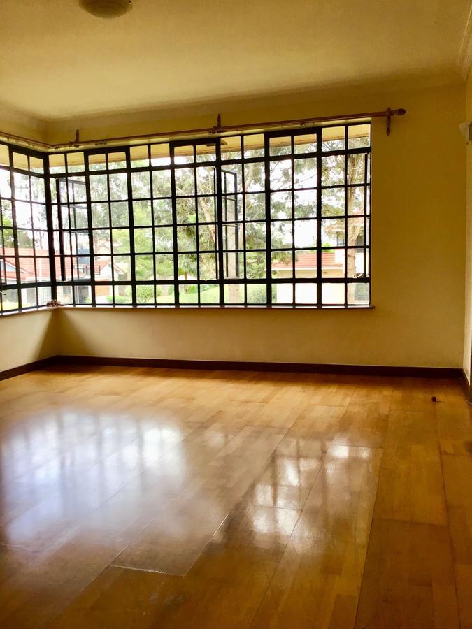 4 Bed Villa with En Suite in Kiambu Road - 10